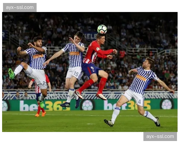 通讯：从保级到中游——勒阿弗尔依靠务实防守反击风格成功站稳脚跟。